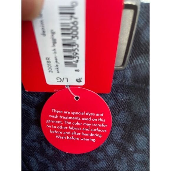 NWT Spanx Women's Denim Leopard embellished Legging Jeans Size L - Picture 5 of 7